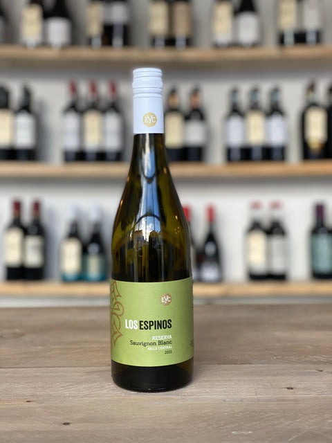 white-wine-sauvignon-blanc-Chile