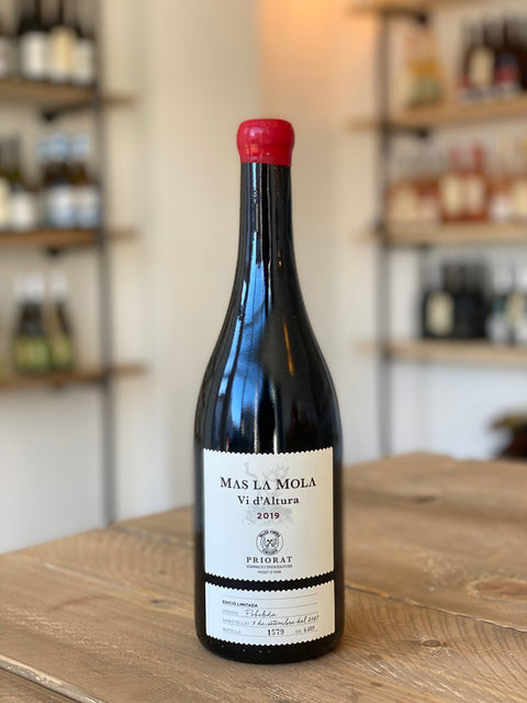 red-wine-priorat-Spain-garnacha