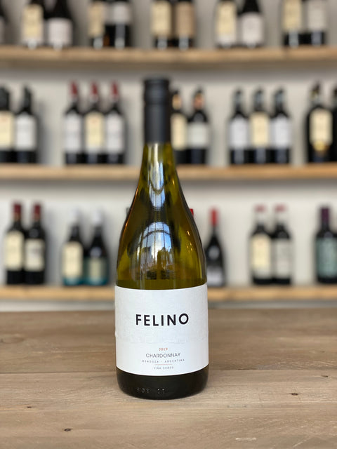 white-wine-chardonnay-mendoza-Argentina