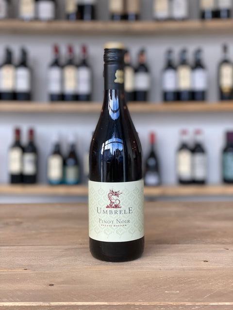 red-wine-pinot-noir-Romania